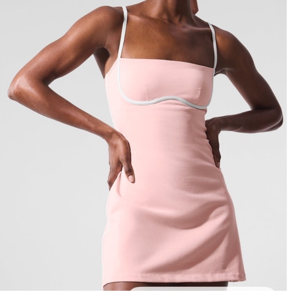 Alo streamline dress pink quartz